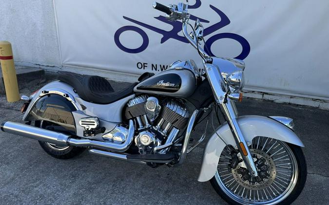 2016 Indian Chief Vintage Star Silver and Thunder Black Classic