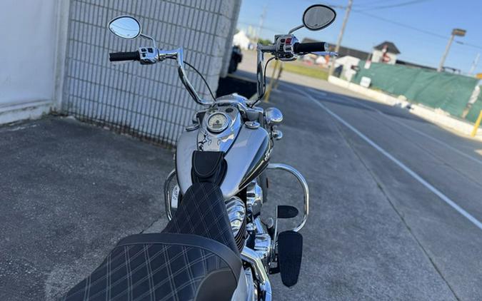 2016 Indian Chief Vintage Star Silver and Thunder Black Classic