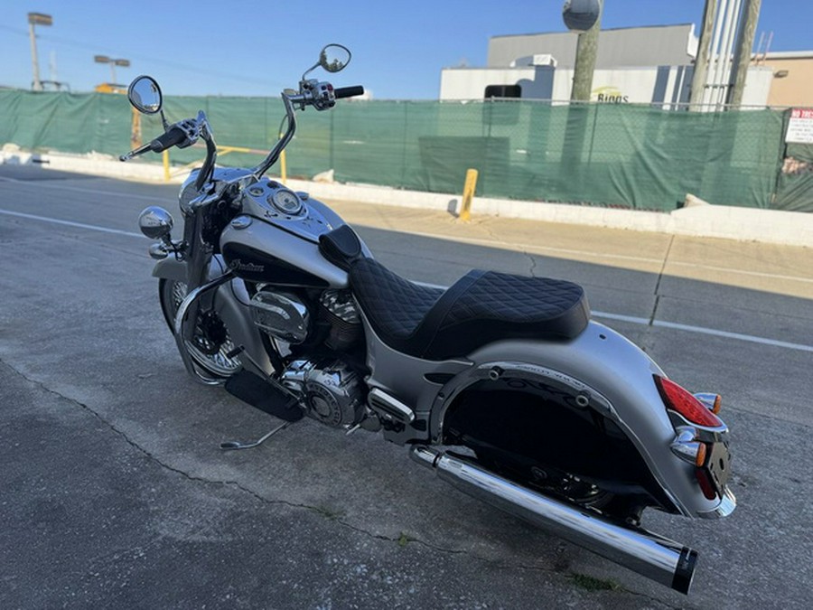 2016 Indian Chief Vintage Star Silver and Thunder Black Classic