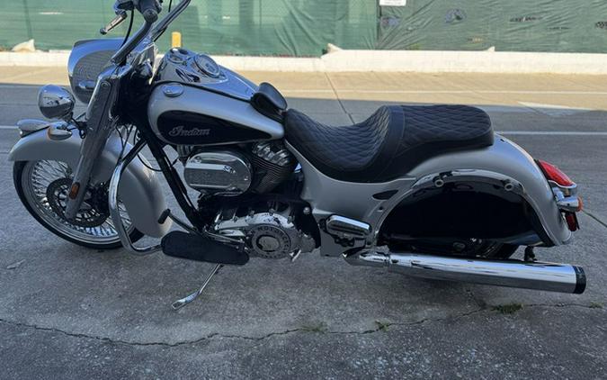 2016 Indian Chief Vintage Star Silver and Thunder Black Classic