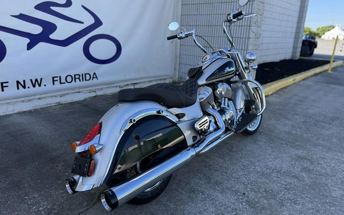 2016 Indian Chief Vintage Star Silver and Thunder Black Classic