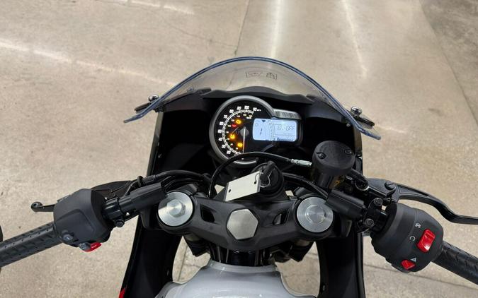 2026 Triumph Thruxton 400