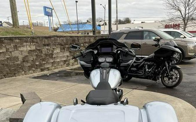 2024 Harley-Davidson® FLTRT - Road Glide® 3