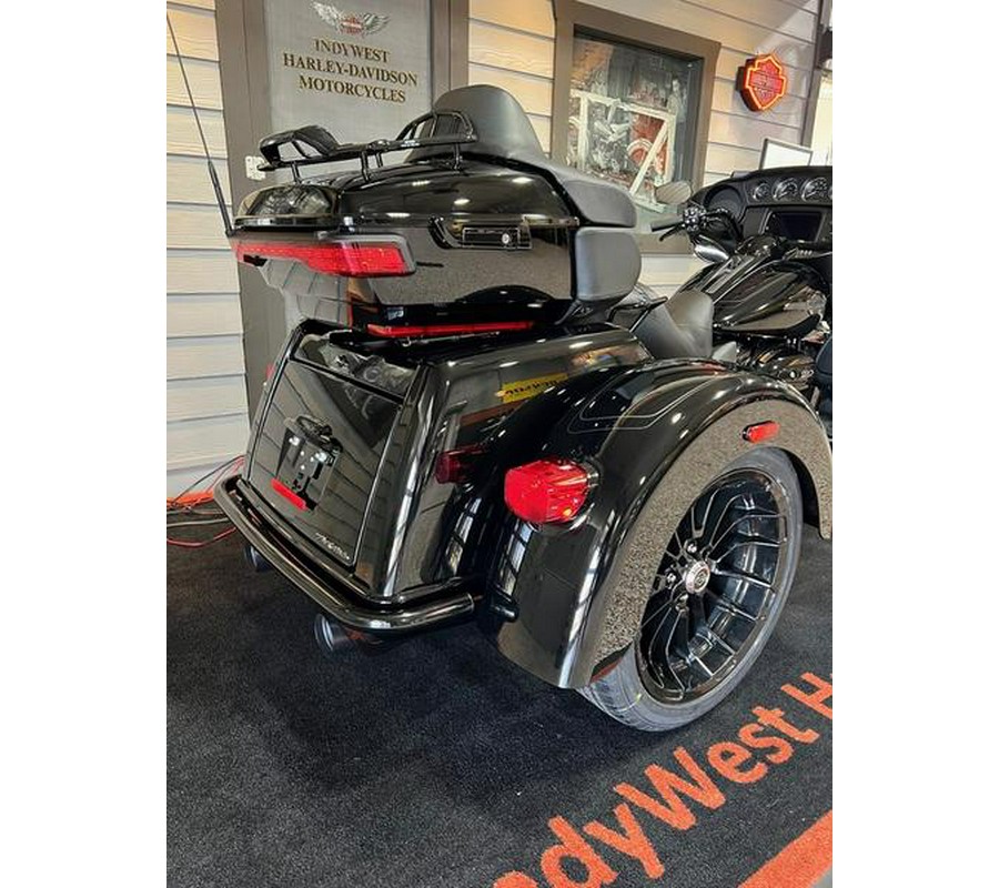 2025 Harley-Davidson® FLHTCUTG - Tri Glide® Ultra