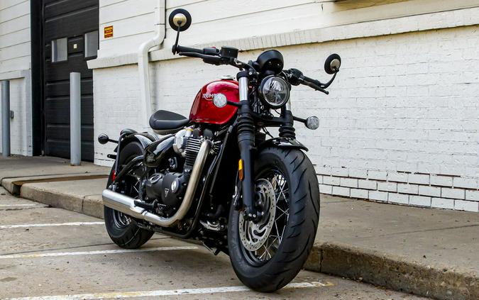 2024 Triumph Bonneville Bobber Red Hopper