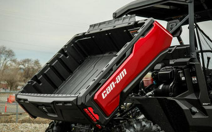 2024 Can-Am® Defender XT HD10