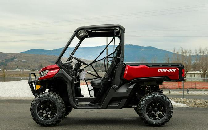 2024 Can-Am® Defender XT HD10