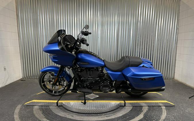 2026 Harley-Davidson Road Glide Aurora Blue Denim Black Trim