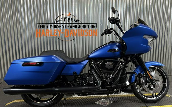 2026 Harley-Davidson Road Glide Aurora Blue Denim Black Trim