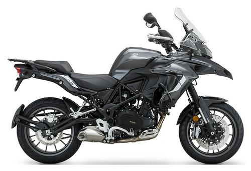 2021 Benelli TRK502 Review (15 Fast Facts for Sport-Touring)