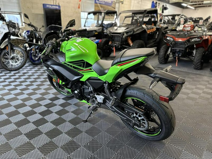 2024 Kawasaki Ninja® 650 KRT Edition ABS