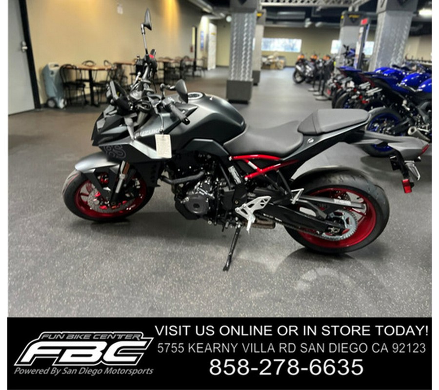 2025 Suzuki GSX-8S 8S