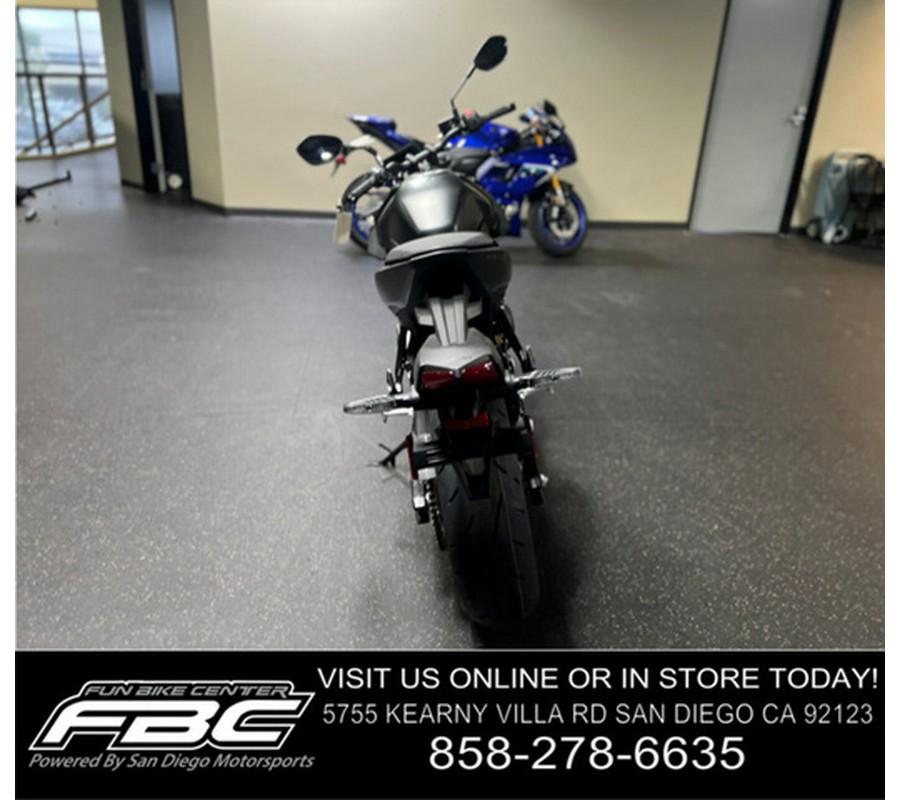 2025 Suzuki GSX-8S 8S