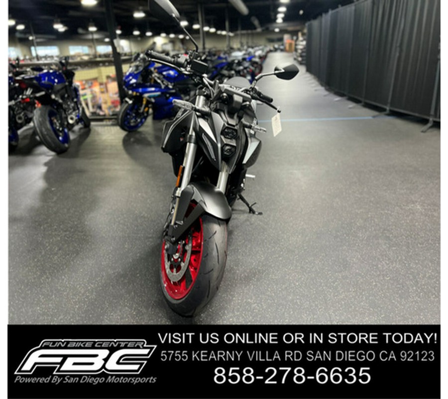 2025 Suzuki GSX-8S 8S