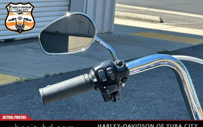 2013 Harley-Davidson Road King FLHRC