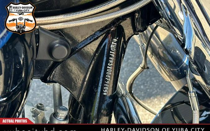 2013 Harley-Davidson Road King FLHRC