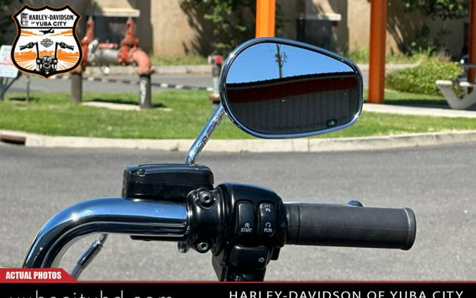 2013 Harley-Davidson Road King FLHRC