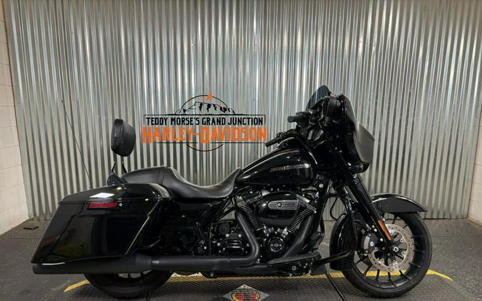2018 Harley-Davidson Street Glide Special Vivid Black