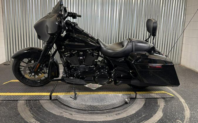 2018 Harley-Davidson Street Glide Special Vivid Black