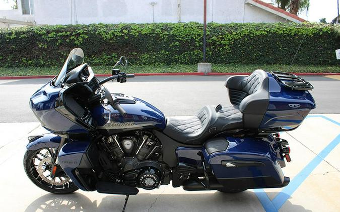 2024 Indian Motorcycle® Pursuit® Dark Horse® with PowerBand Audio Package Springfield Blue