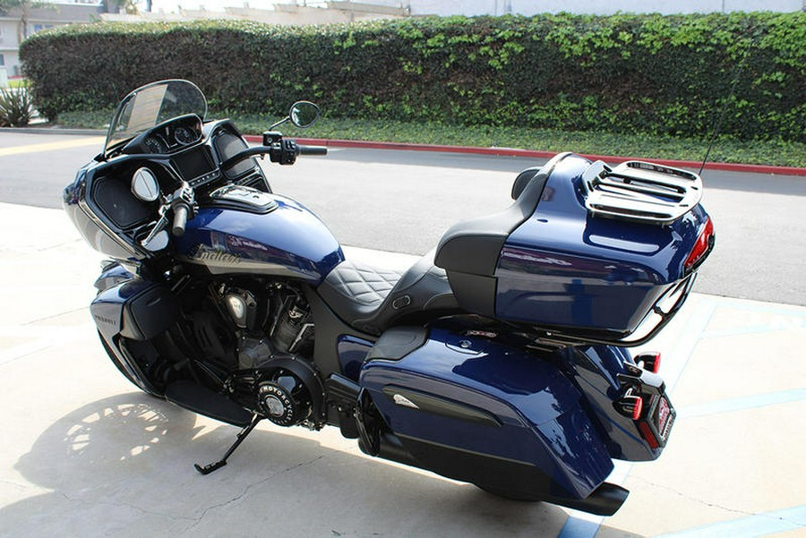 2024 Indian Motorcycle® Pursuit® Dark Horse® with PowerBand Audio Package Springfield Blue