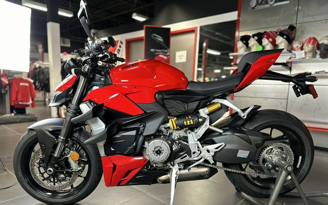 2024 Ducati STREETFIGHTER V2