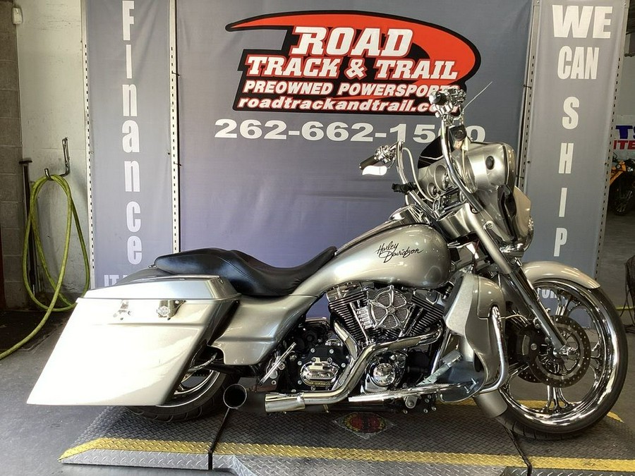 2009 Harley-Davidson® FLHX - Street Glide®