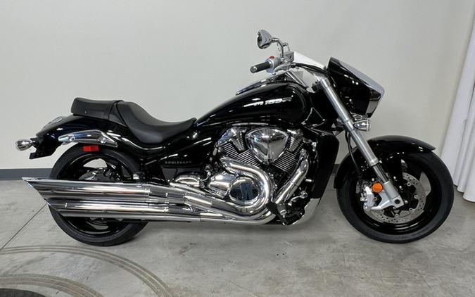 2025 Suzuki Boulevard M109R (VZR1800M5)