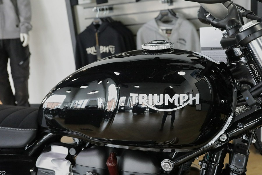 2024 Triumph SCRAMBLER 900