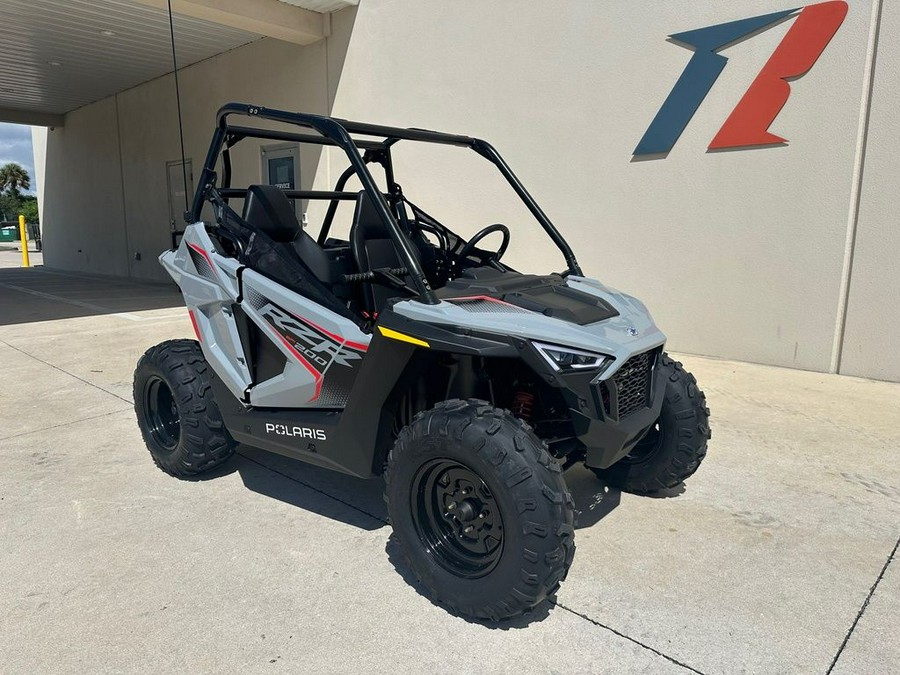 2024 Polaris RZR 200 EFI