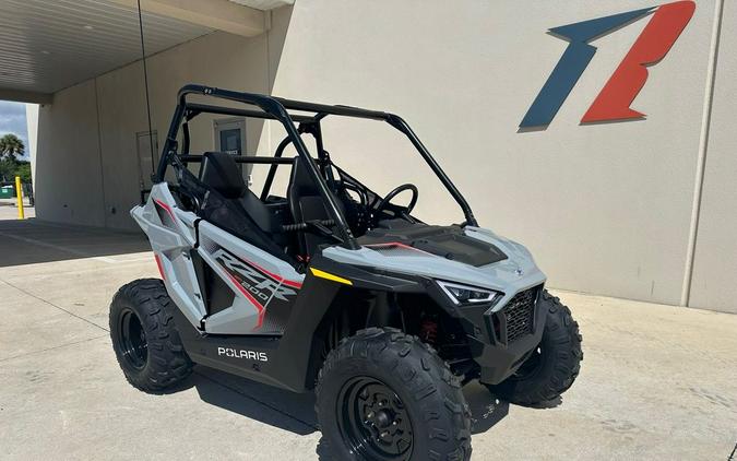 2024 Polaris RZR 200 EFI