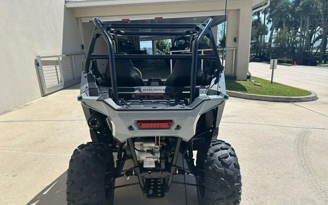 2024 Polaris RZR 200 EFI