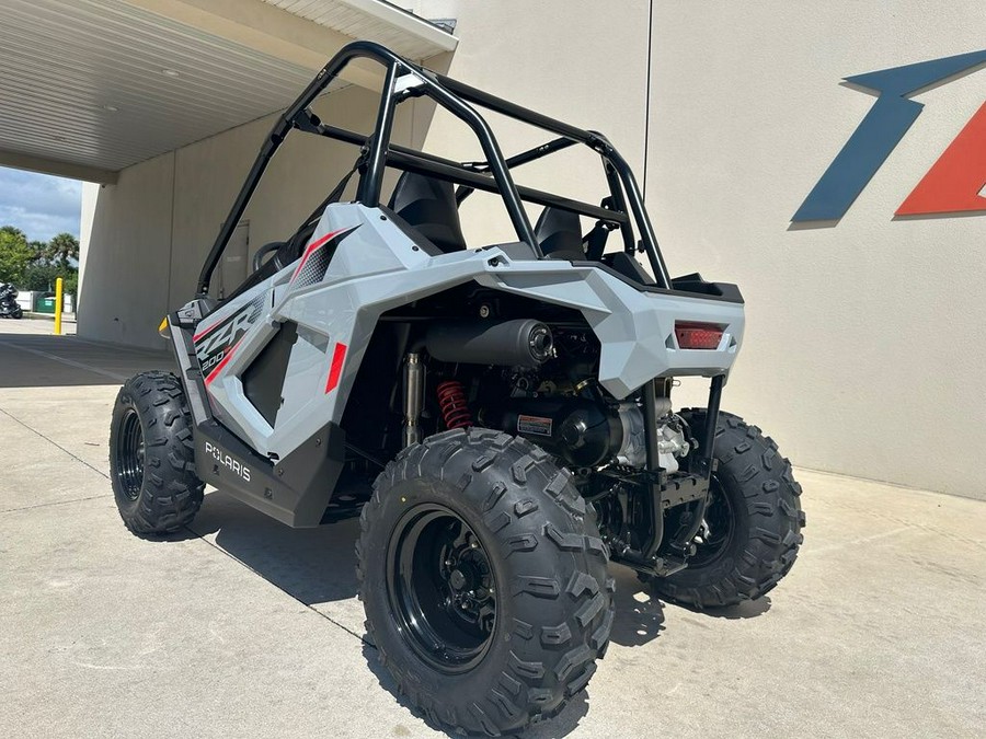 2024 Polaris RZR 200 EFI