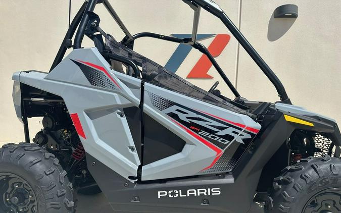 2024 Polaris RZR 200 EFI