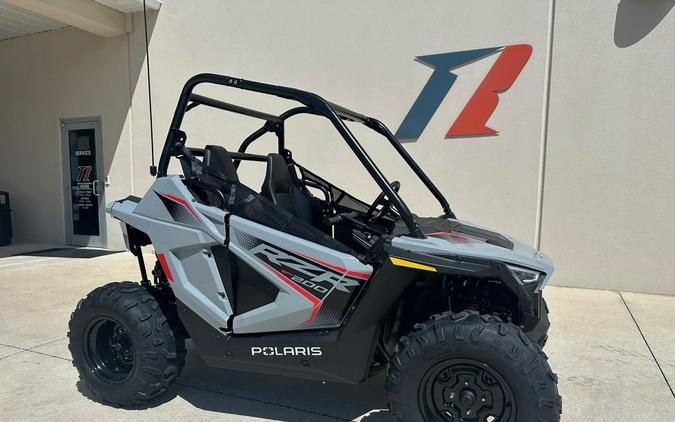 2024 Polaris RZR 200 EFI