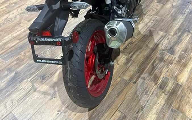 2024 Kawasaki Z500 SE ABS