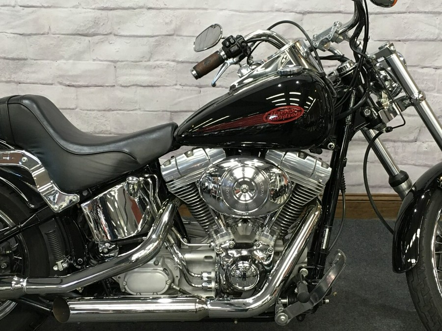 2005 Harley-Davidson Softail Standard Black FXSTI