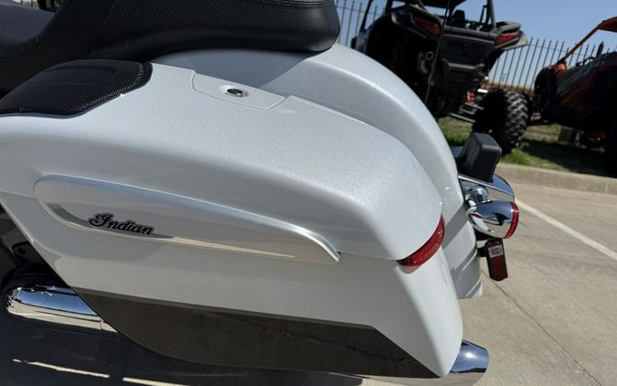 2025 Indian Motorcycle® Challenger® Limited Ghost White Metallic with Black Metallic
