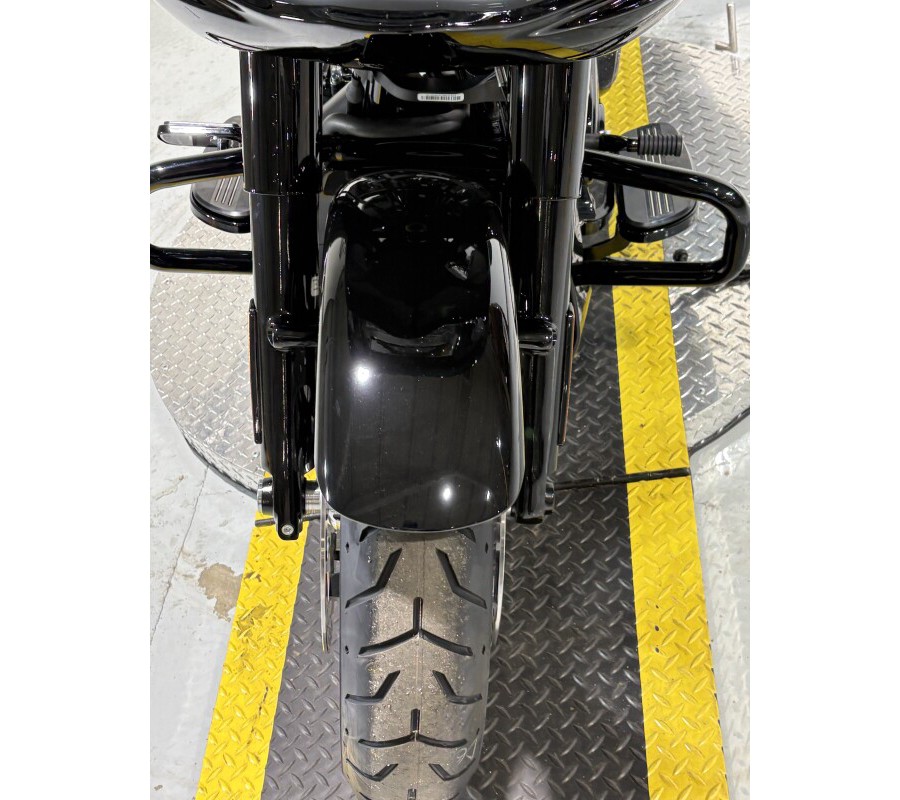 2026 Harley-Davidson® Road Glide® Teal Thunder / Vivid Black - Black