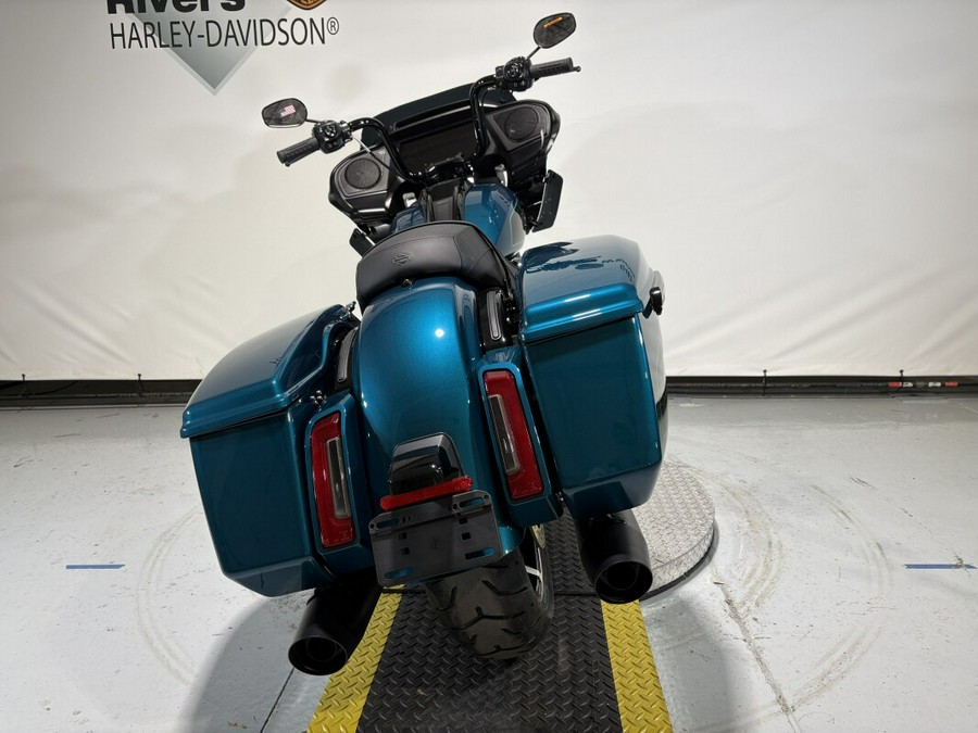 2026 Harley-Davidson® Road Glide® Teal Thunder / Vivid Black - Black