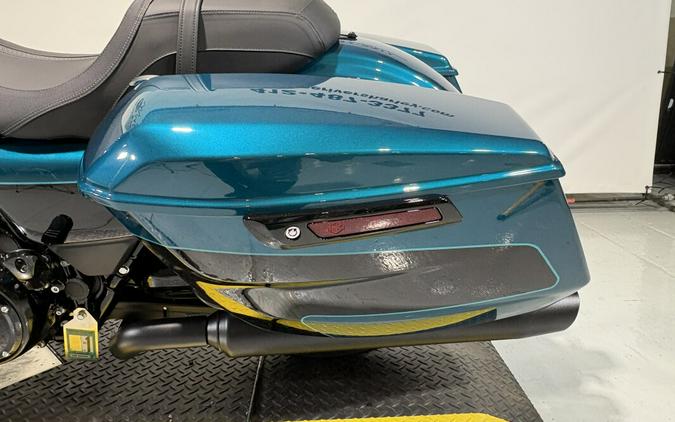 2026 Harley-Davidson® Road Glide® Teal Thunder / Vivid Black - Black