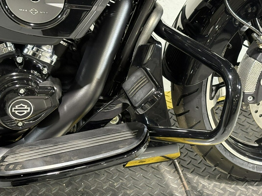 2026 Harley-Davidson® Road Glide® Teal Thunder / Vivid Black - Black