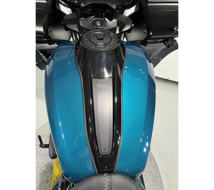 2026 Harley-Davidson® Road Glide® Teal Thunder / Vivid Black - Black