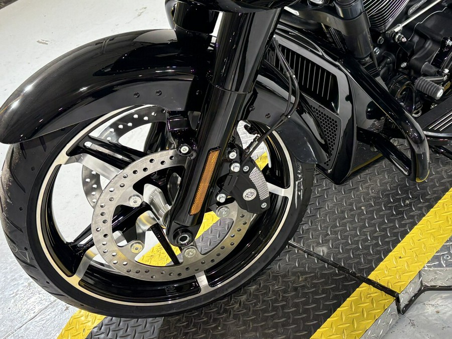 2026 Harley-Davidson® Road Glide® Teal Thunder / Vivid Black - Black