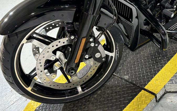 2026 Harley-Davidson® Road Glide® Teal Thunder / Vivid Black - Black