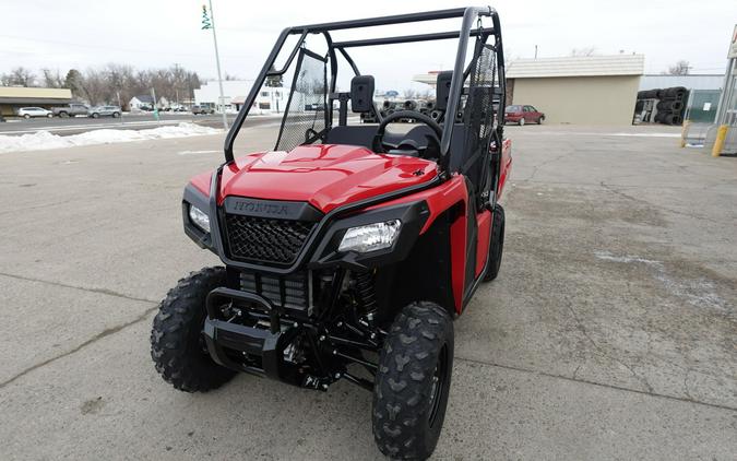 2026 SXS520M2TR Pioneer 520 - Honda
