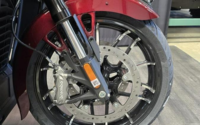 2026 Indian PURSUIT DARK HORSE + 112 & AUDIO PACKAGE
