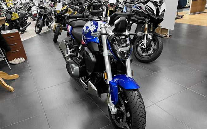 2023 BMW R1250R