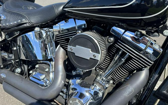 2011 Harley-Davidson® FLSTC - Heritage Softail® Classic