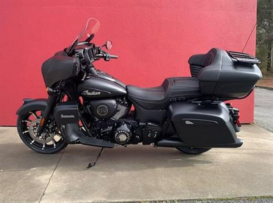 2024 Indian Motorcycle Roadmaster® Dark Horse®